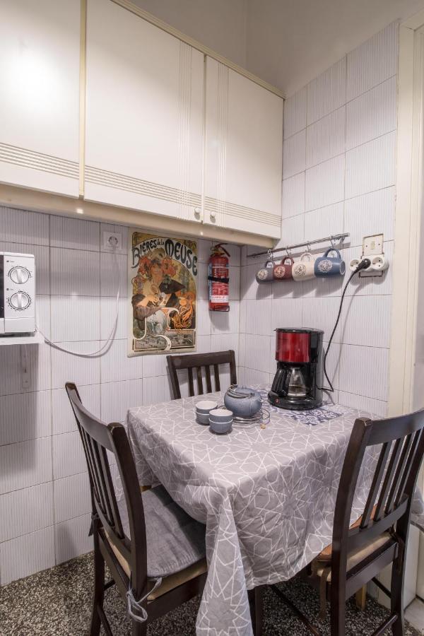 Koukaki Traditional Apartment Atenas Exterior foto